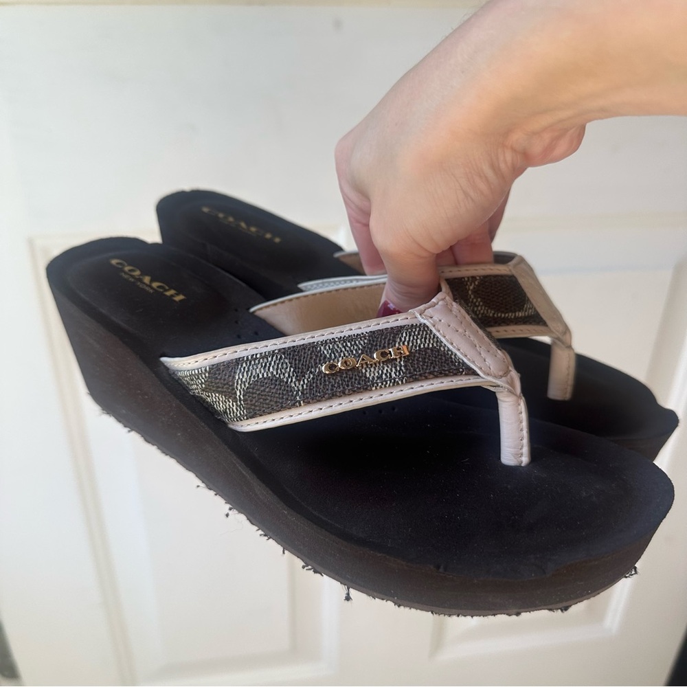 Coach Jolene Monogram Flip Flop - Size 6.5